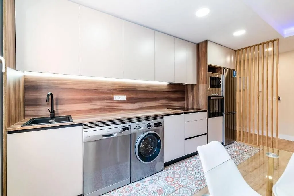 Modern Apartment Close To The City Center And Alhambra Granada
